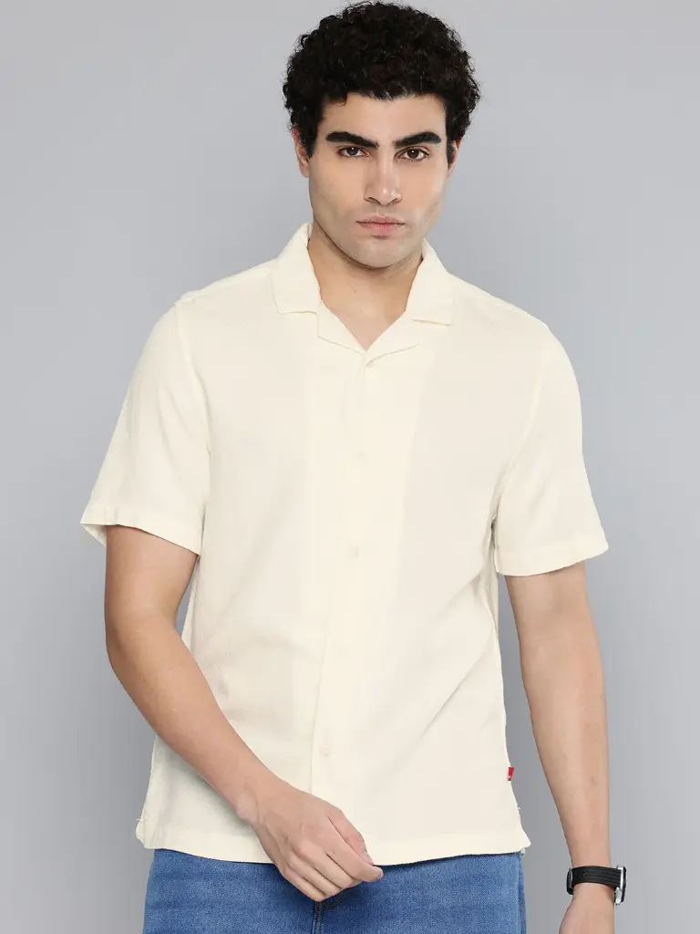 Men's Solid Yellow Spread Collar Shirt (S)